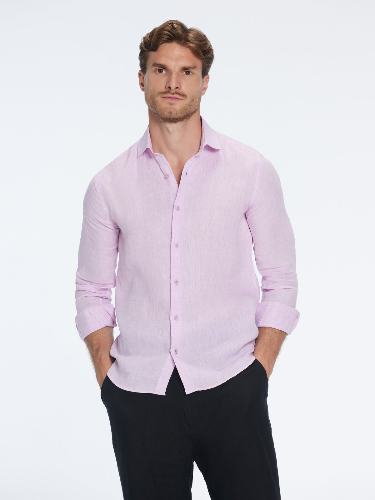 James Pink Linen Slim-Fit Shirt | Moeva | Shirt | Each week unveils new pieces—luxury swimwear, fluid resort silhouettes, and elevated summer-to-evening essentials designed to carry you from coastal escapes to city nights.