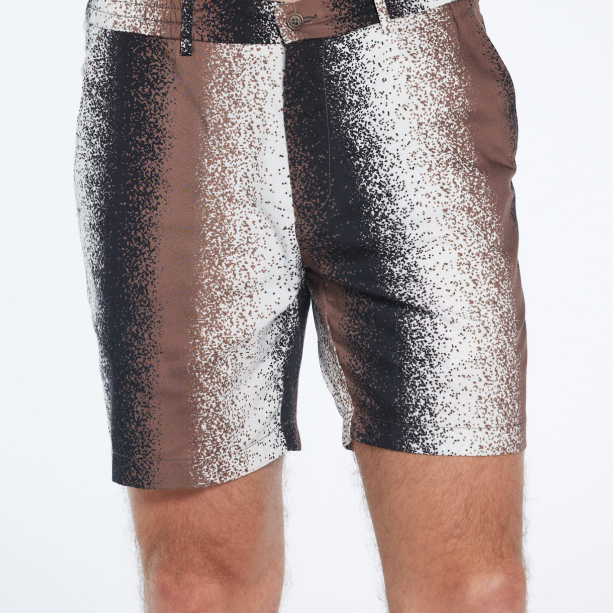 Dominic Brown Degraded Cotton Shorts | Moeva | Shorts | Each week unveils new pieces—luxury swimwear, fluid resort silhouettes, and elevated summer-to-evening essentials designed to carry you from coastal escapes to city nights.