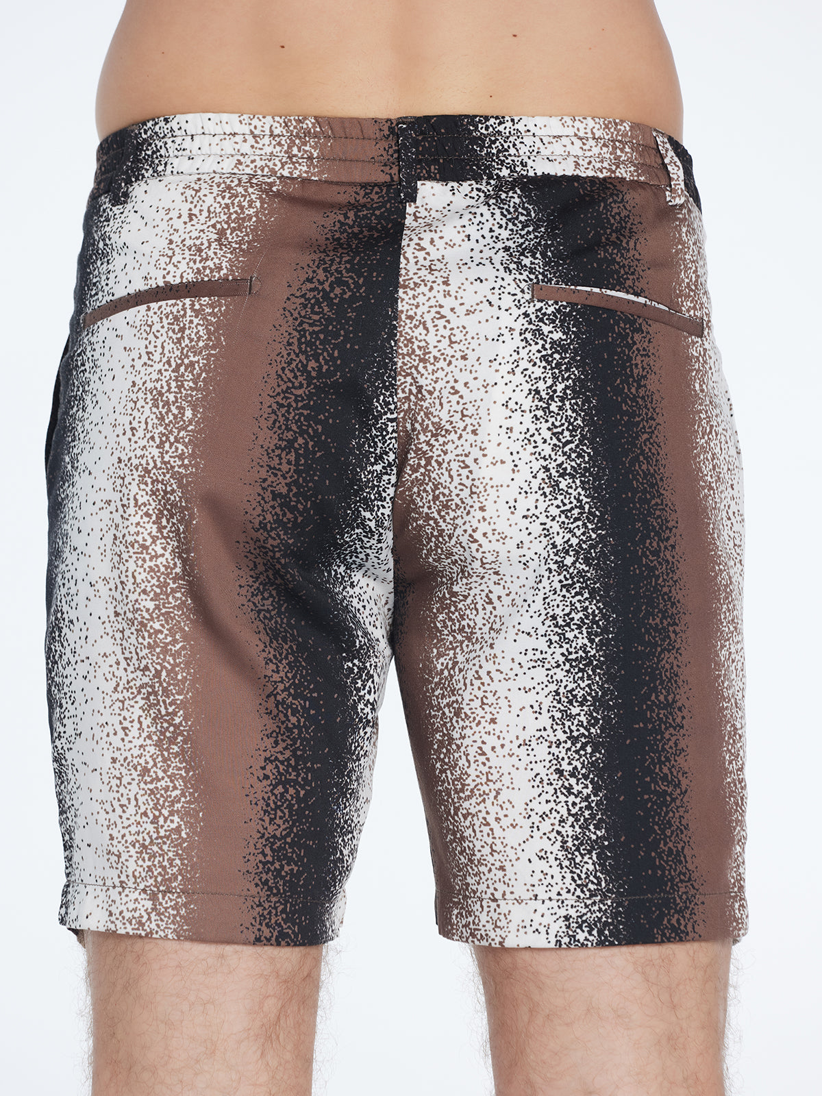 Dominic Brown Degraded Cotton Shorts | Moeva | Shorts | Each week unveils new pieces—luxury swimwear, fluid resort silhouettes, and elevated summer-to-evening essentials designed to carry you from coastal escapes to city nights.