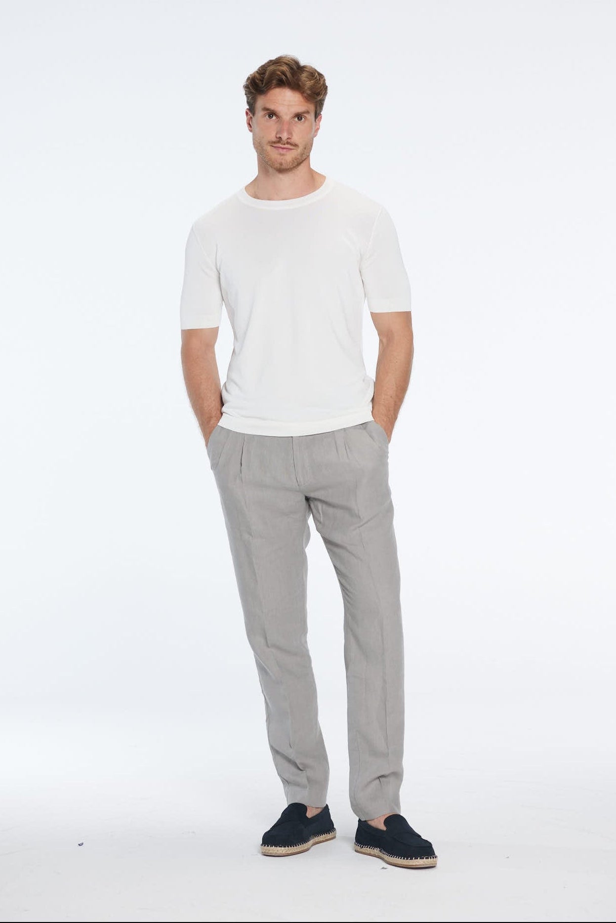 Enzo Grey Linen Straight-Leg Pants | Moeva | Pants | Each week unveils new pieces—luxury swimwear, fluid resort silhouettes, and elevated summer-to-evening essentials designed to carry you from coastal escapes to city nights.