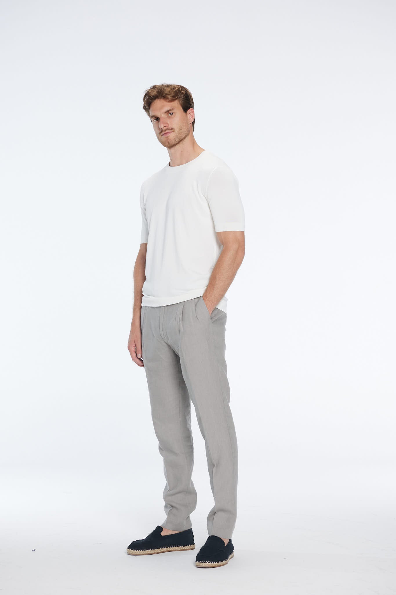 Enzo Grey Linen Straight-Leg Pants | Moeva | Pants | Each week unveils new pieces—luxury swimwear, fluid resort silhouettes, and elevated summer-to-evening essentials designed to carry you from coastal escapes to city nights.