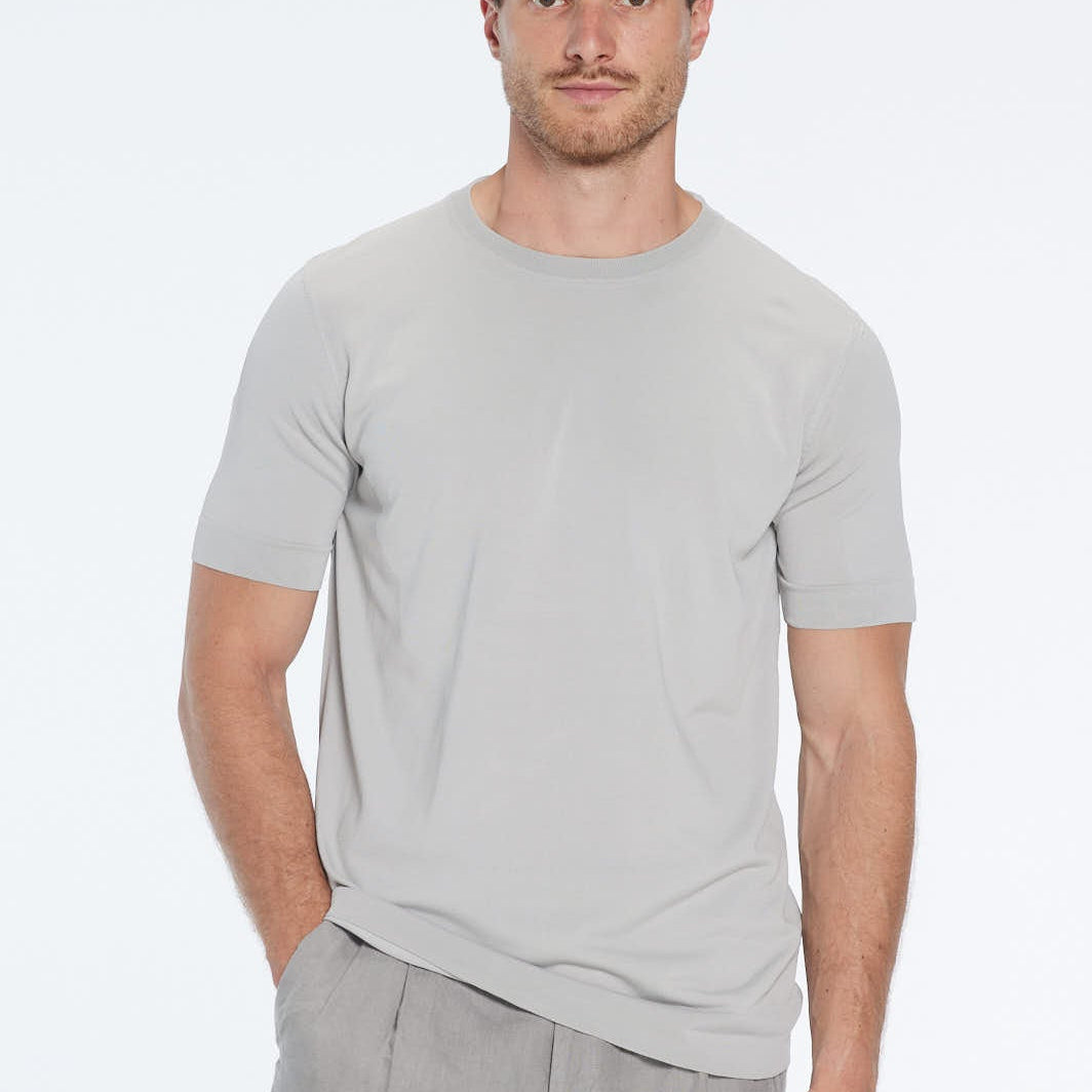 Oscar Grey Round Neck T-Shirt | Moeva | T-Shirt | Each week unveils new pieces—luxury swimwear, fluid resort silhouettes, and elevated summer-to-evening essentials designed to carry you from coastal escapes to city nights.