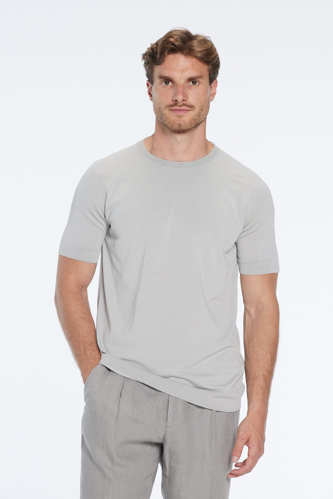 Oscar Grey Round Neck T-Shirt | Moeva | T-Shirt | Each week unveils new pieces—luxury swimwear, fluid resort silhouettes, and elevated summer-to-evening essentials designed to carry you from coastal escapes to city nights.