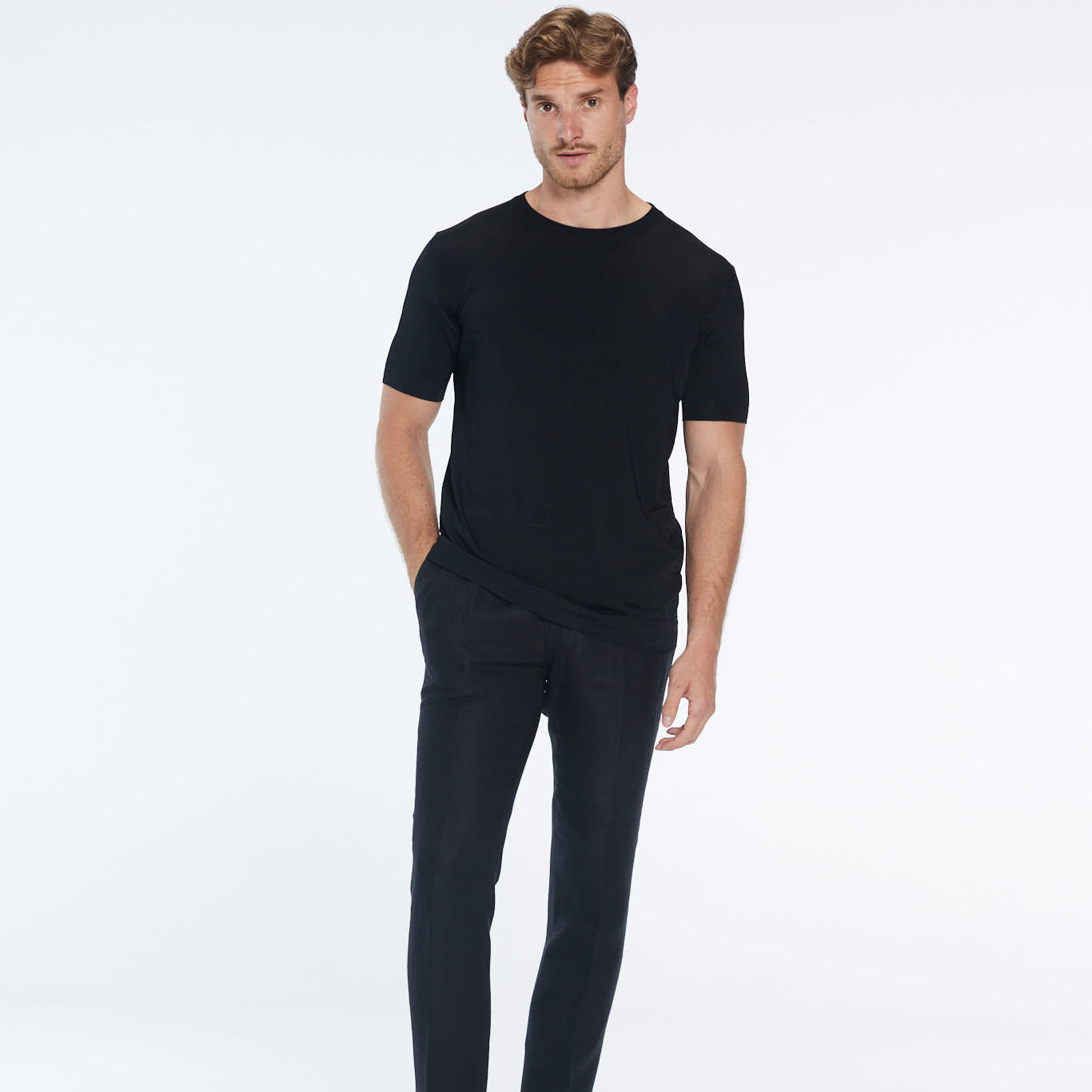 Enzo Black Linen Straight-Leg Pants | Moeva | Pants | Each week unveils new pieces—luxury swimwear, fluid resort silhouettes, and elevated summer-to-evening essentials designed to carry you from coastal escapes to city nights.