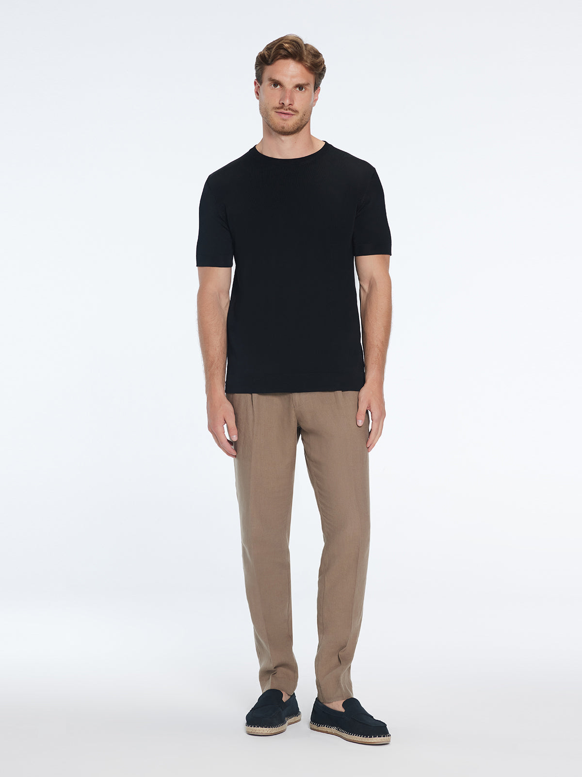 Enzo Taupe Linen Straight-Leg Pants | Moeva | Pants | Each week unveils new pieces—luxury swimwear, fluid resort silhouettes, and elevated summer-to-evening essentials designed to carry you from coastal escapes to city nights.