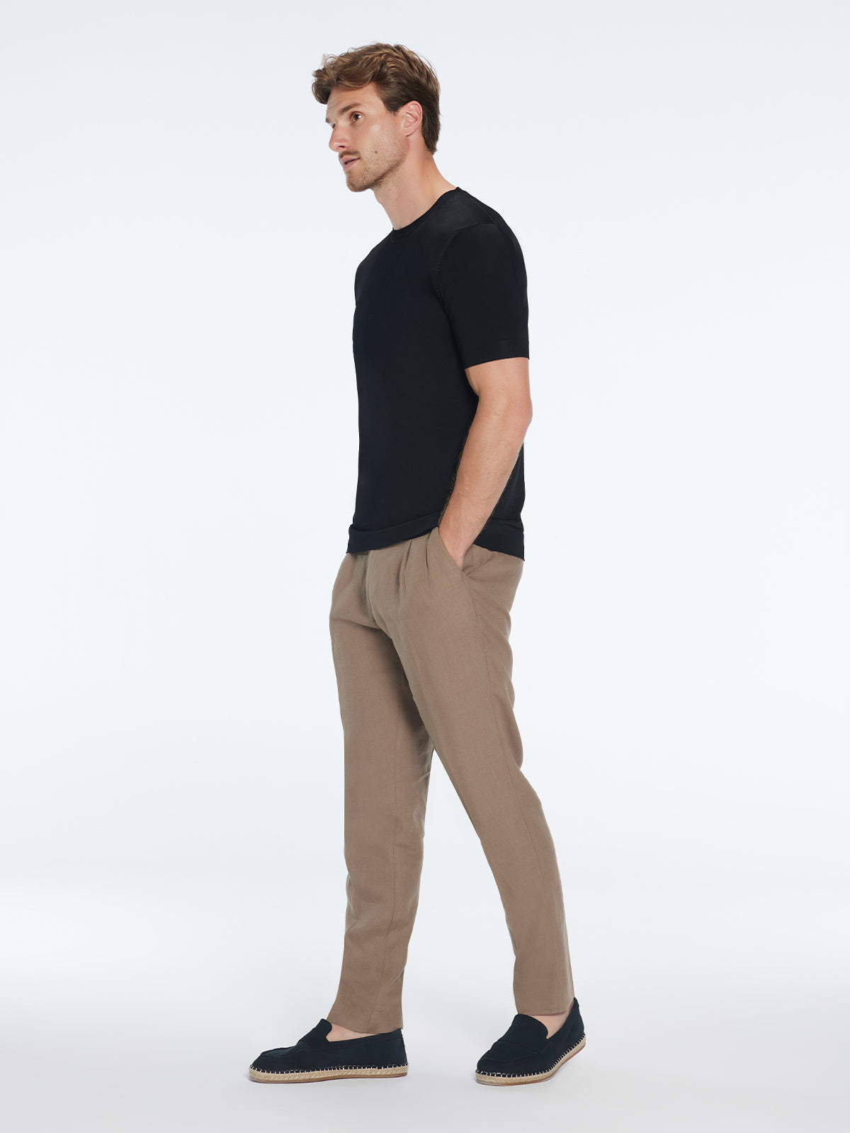 Enzo Taupe Linen Straight-Leg Pants | Moeva | Pants | Each week unveils new pieces—luxury swimwear, fluid resort silhouettes, and elevated summer-to-evening essentials designed to carry you from coastal escapes to city nights.