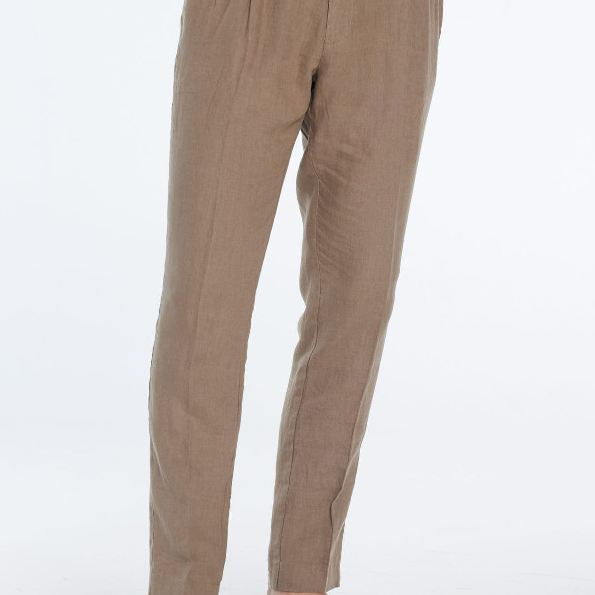 Enzo Taupe Linen Straight-Leg Pants | Moeva | Pants | Each week unveils new pieces—luxury swimwear, fluid resort silhouettes, and elevated summer-to-evening essentials designed to carry you from coastal escapes to city nights.