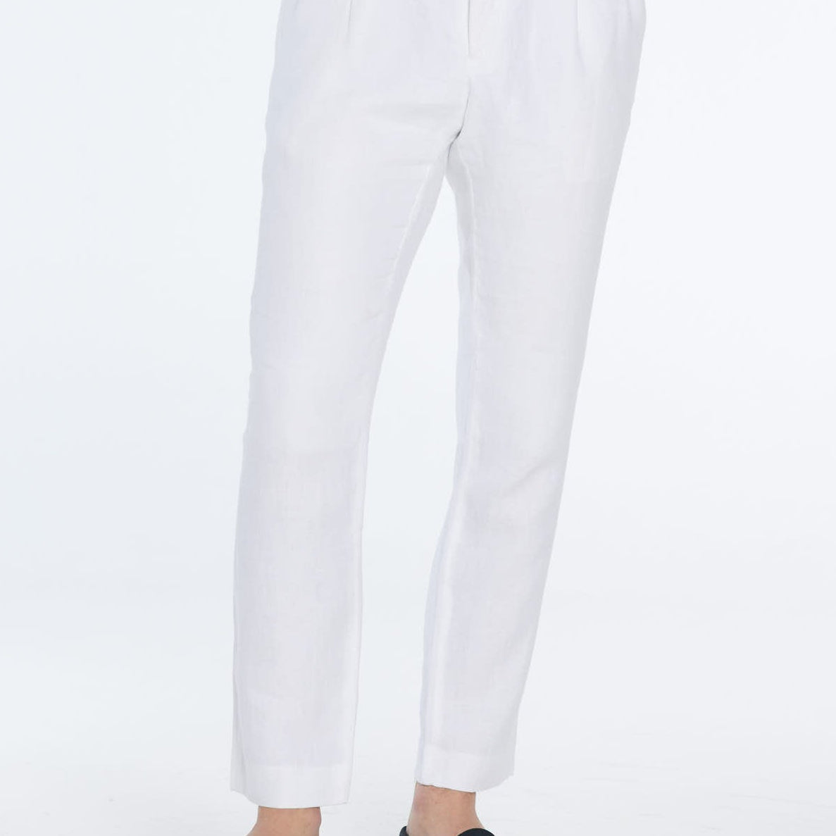 Enzo White Linen Straight-Leg Pants | Moeva | Pants | Each week unveils new pieces—luxury swimwear, fluid resort silhouettes, and elevated summer-to-evening essentials designed to carry you from coastal escapes to city nights.