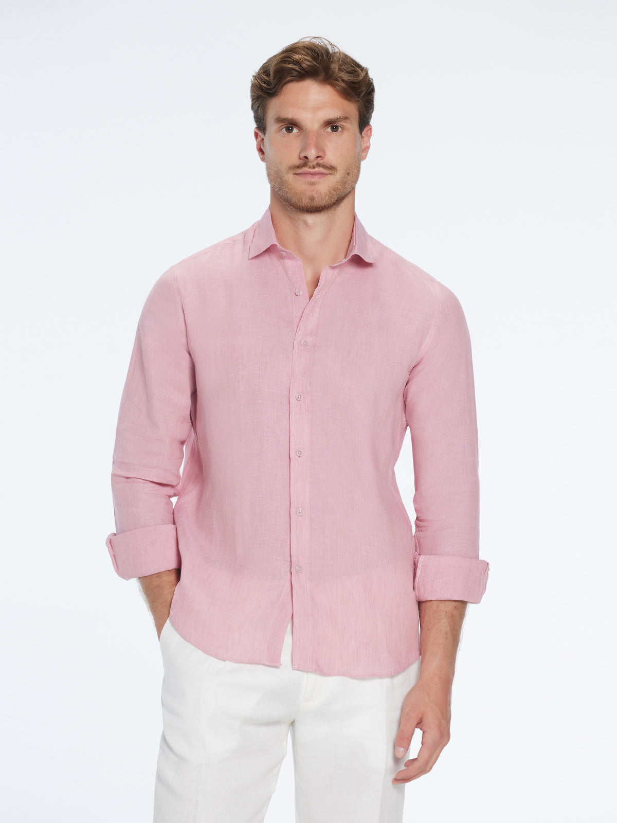 Harry Pink Linen Shirt with Spread Collar | Moeva | Shirt | Each week unveils new pieces—luxury swimwear, fluid resort silhouettes, and elevated summer-to-evening essentials designed to carry you from coastal escapes to city nights.