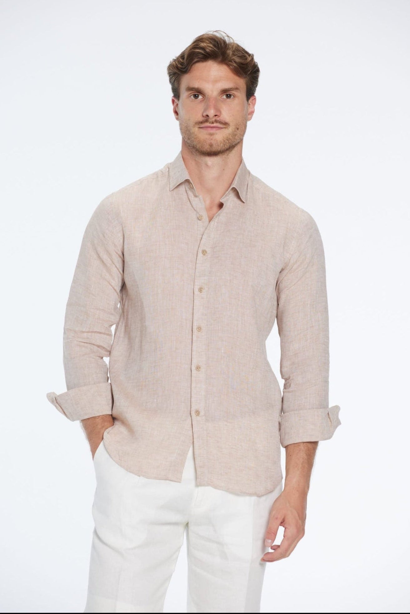 Harry Nude Linen Shirt with Spread Collar | Moeva | Shirt | Each week unveils new pieces—luxury swimwear, fluid resort silhouettes, and elevated summer-to-evening essentials designed to carry you from coastal escapes to city nights.