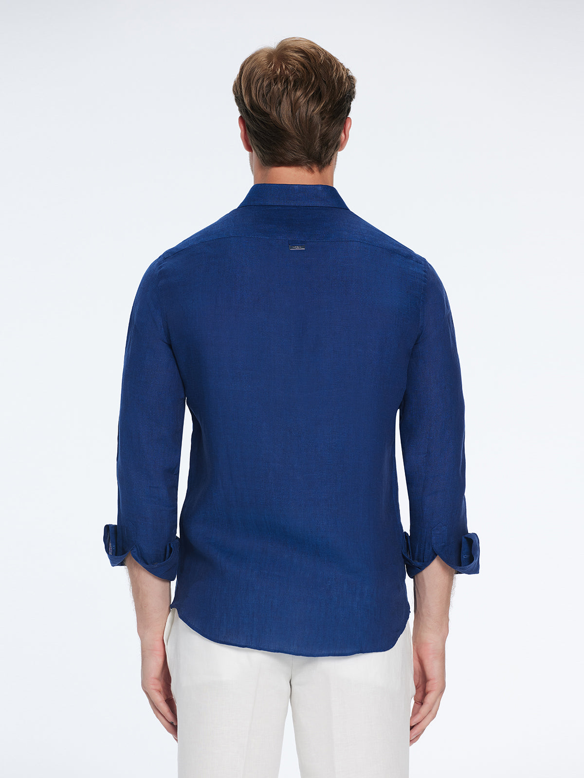 Harry Dark Blue Linen Shirt with Spread Collar | Moeva | Shirt | Each week unveils new pieces—luxury swimwear, fluid resort silhouettes, and elevated summer-to-evening essentials designed to carry you from coastal escapes to city nights.