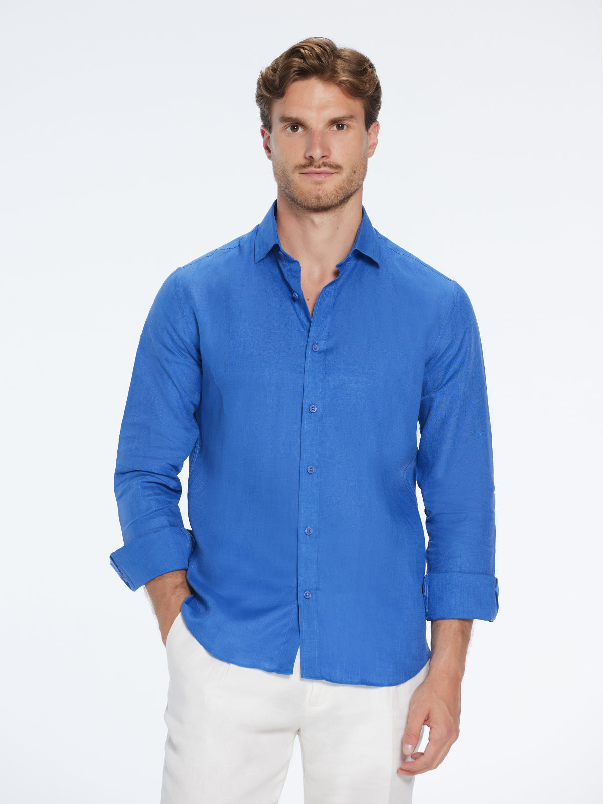 Harry Sax Blue Linen Shirt with Spread Collar | Moeva | Shirt | Each week unveils new pieces—luxury swimwear, fluid resort silhouettes, and elevated summer-to-evening essentials designed to carry you from coastal escapes to city nights.