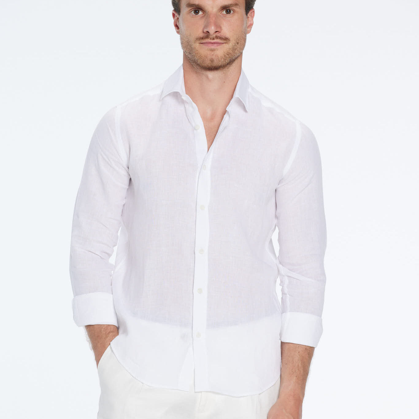 The European Kid - Harry White Linen Shirt with Spread Collar | Moeva | Shirt | Each week unveils new pieces—luxury swimwear, fluid resort silhouettes, and elevated summer-to-evening essentials designed to carry you from coastal escapes to city nights.