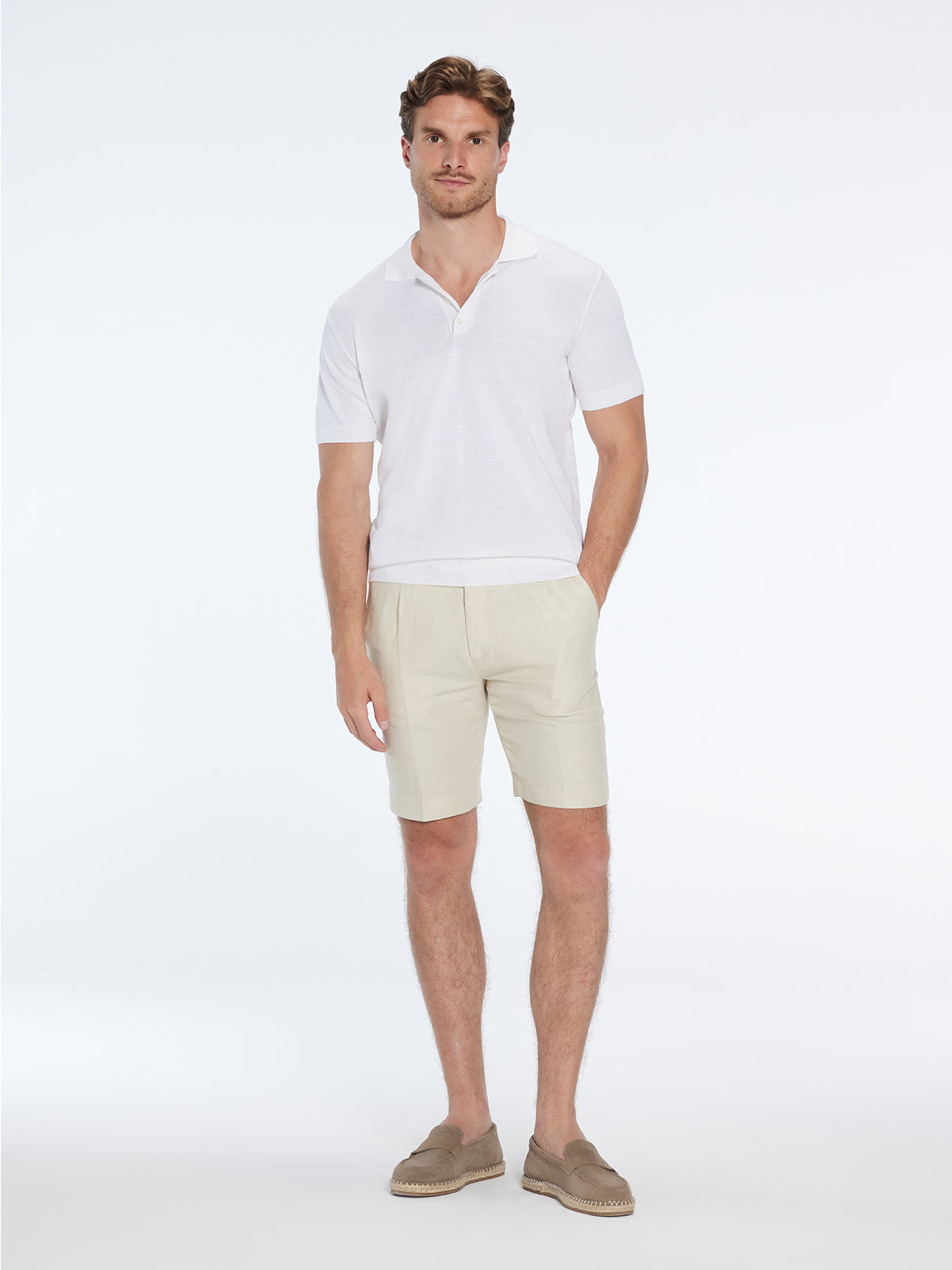 Johan White Cotton Polo Shirt | Moeva | T-Shirt | Each week unveils new pieces—luxury swimwear, fluid resort silhouettes, and elevated summer-to-evening essentials designed to carry you from coastal escapes to city nights.