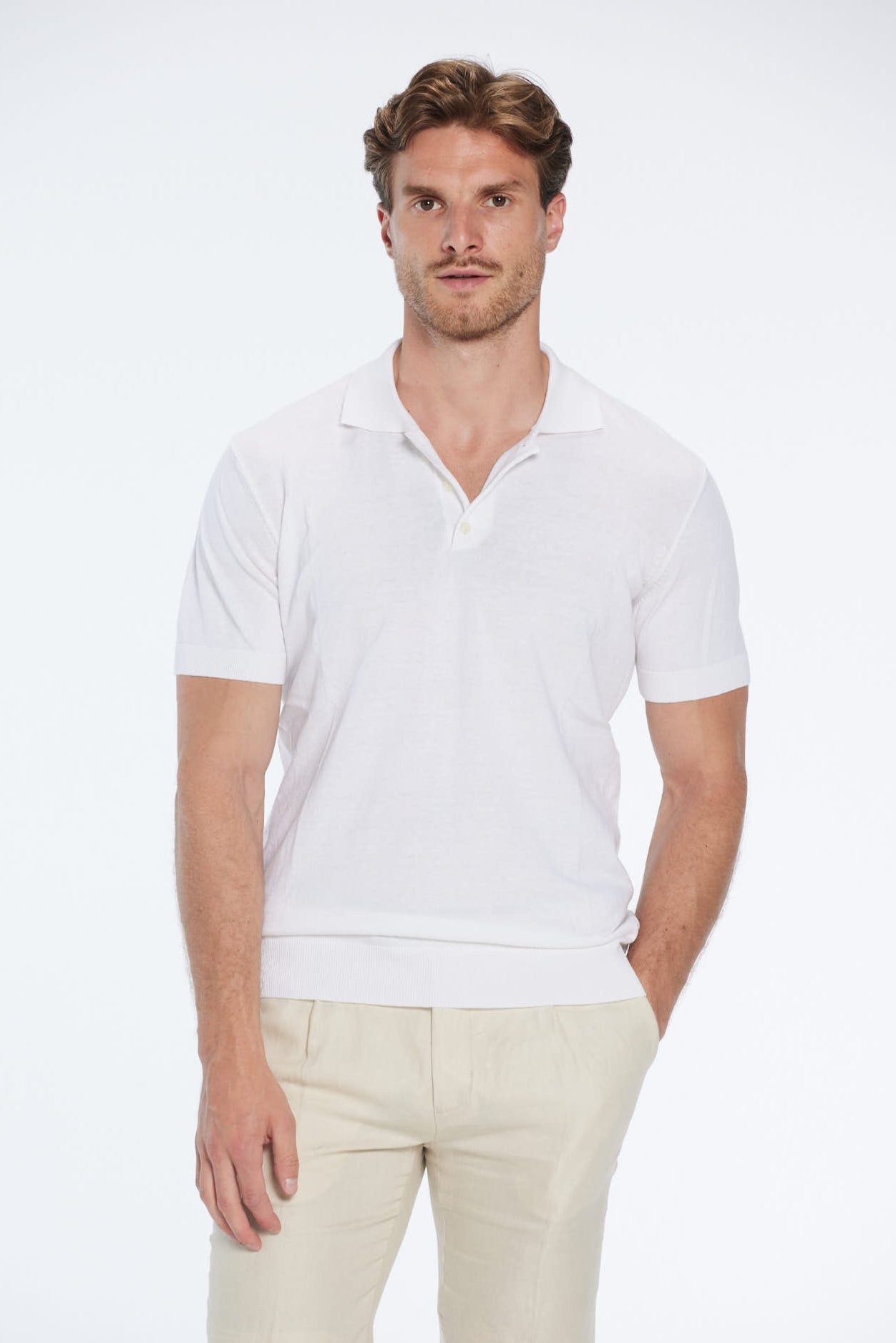 Johan White Cotton Polo Shirt | Moeva | Men Polo Shirts | Each week unveils new pieces—luxury swimwear, fluid resort silhouettes, and elevated summer-to-evening essentials designed to carry you from coastal escapes to city nights.