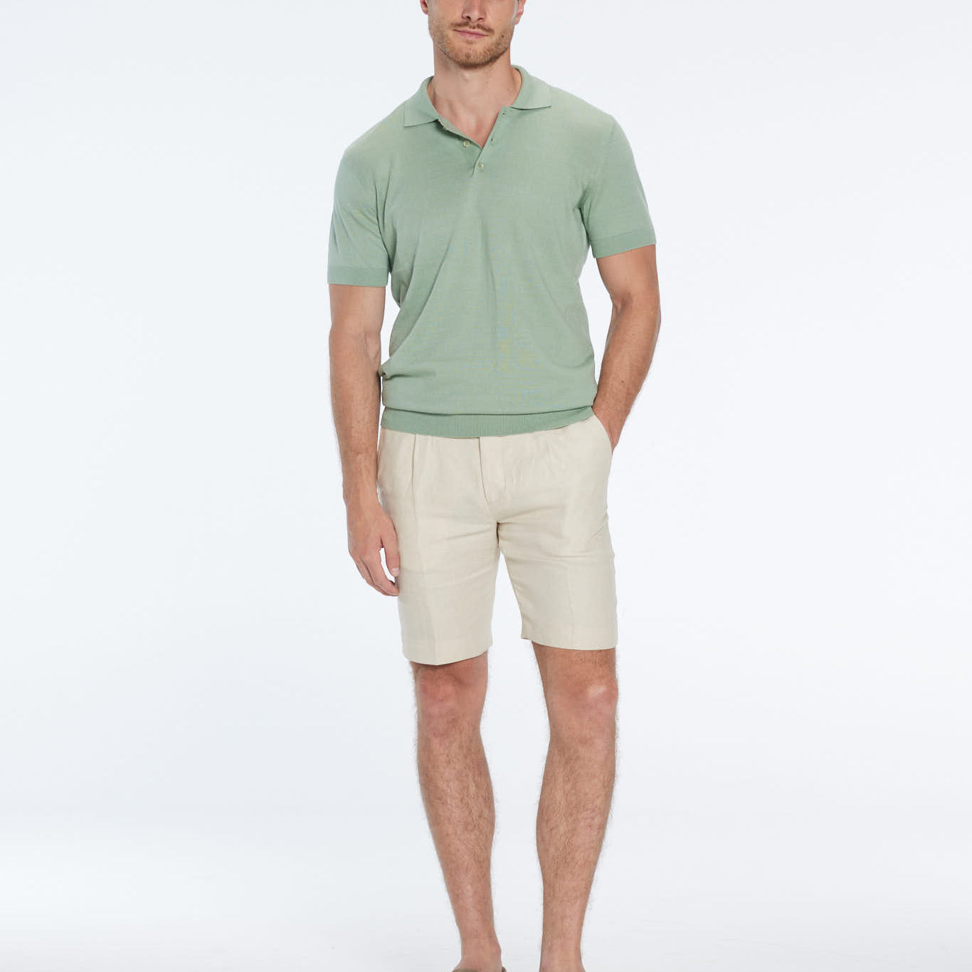 Johan Green Cotton Polo Shirt | Moeva | T-Shirt | Each week unveils new pieces—luxury swimwear, fluid resort silhouettes, and elevated summer-to-evening essentials designed to carry you from coastal escapes to city nights.