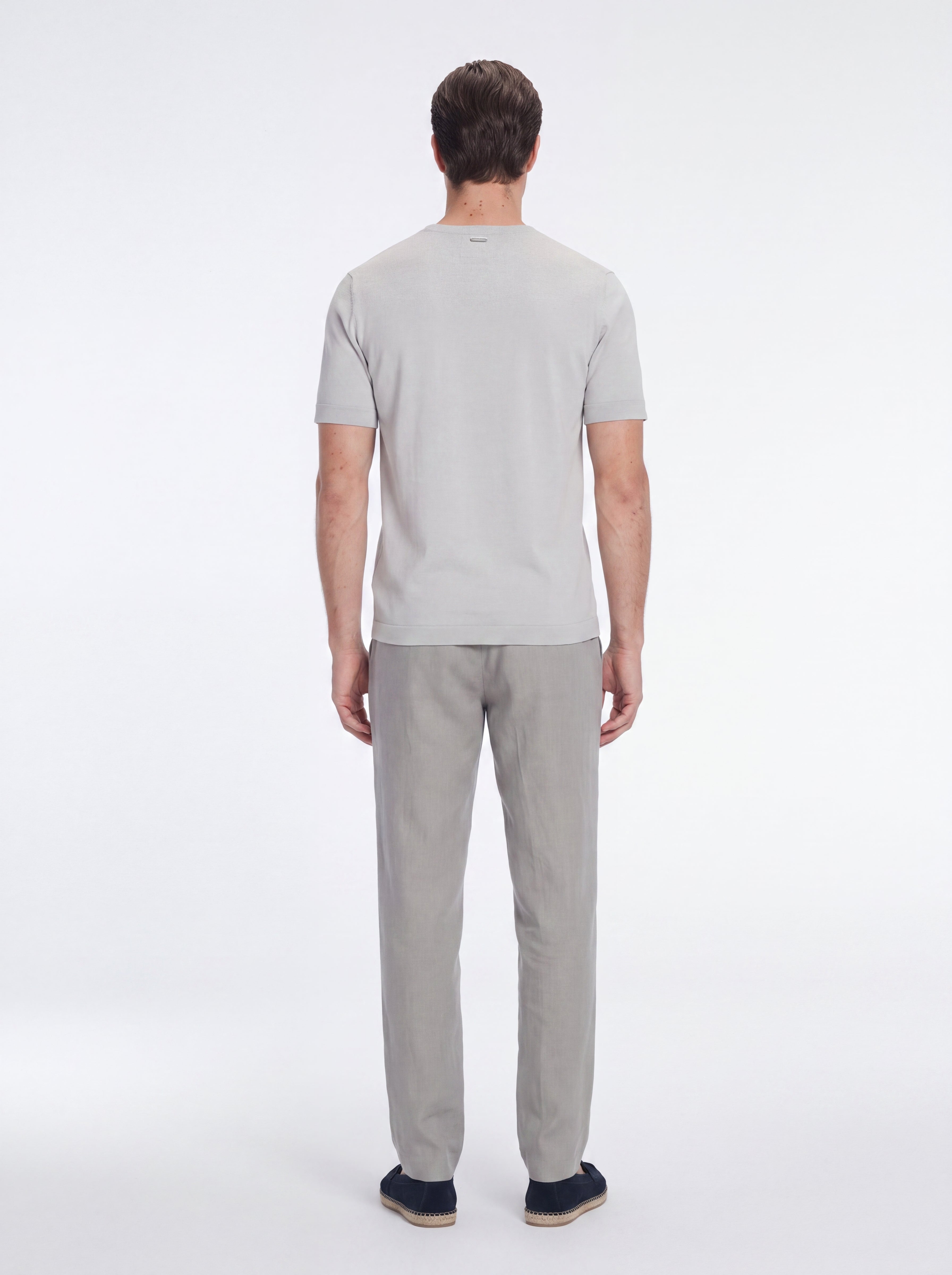 Oscar Grey Round Neck T-Shirt | Moeva | T-Shirt | Each week unveils new pieces—luxury swimwear, fluid resort silhouettes, and elevated summer-to-evening essentials designed to carry you from coastal escapes to city nights.