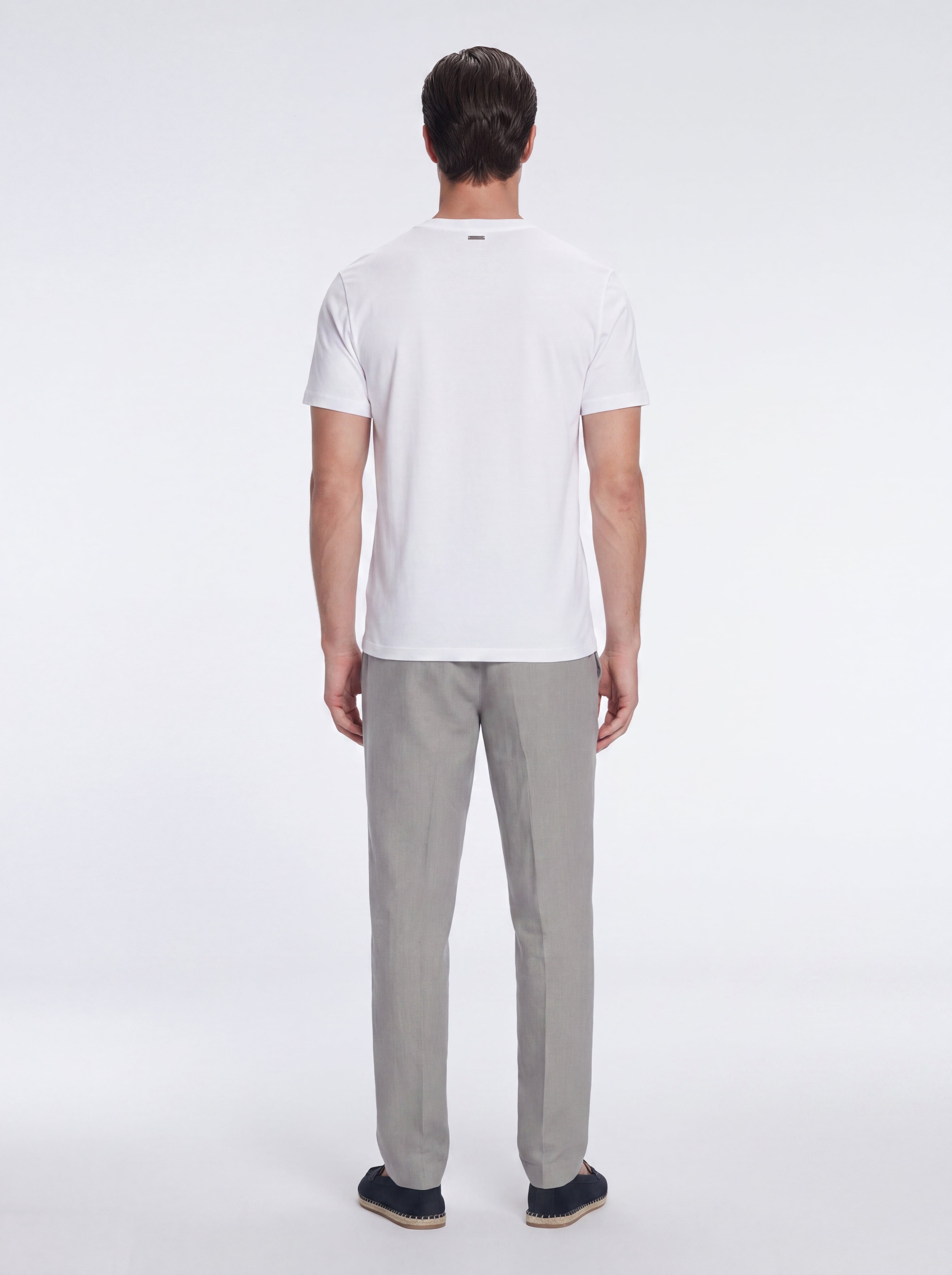 Oscar White Round Neck T-Shirt | Moeva | T-Shirt | Each week unveils new pieces—luxury swimwear, fluid resort silhouettes, and elevated summer-to-evening essentials designed to carry you from coastal escapes to city nights.