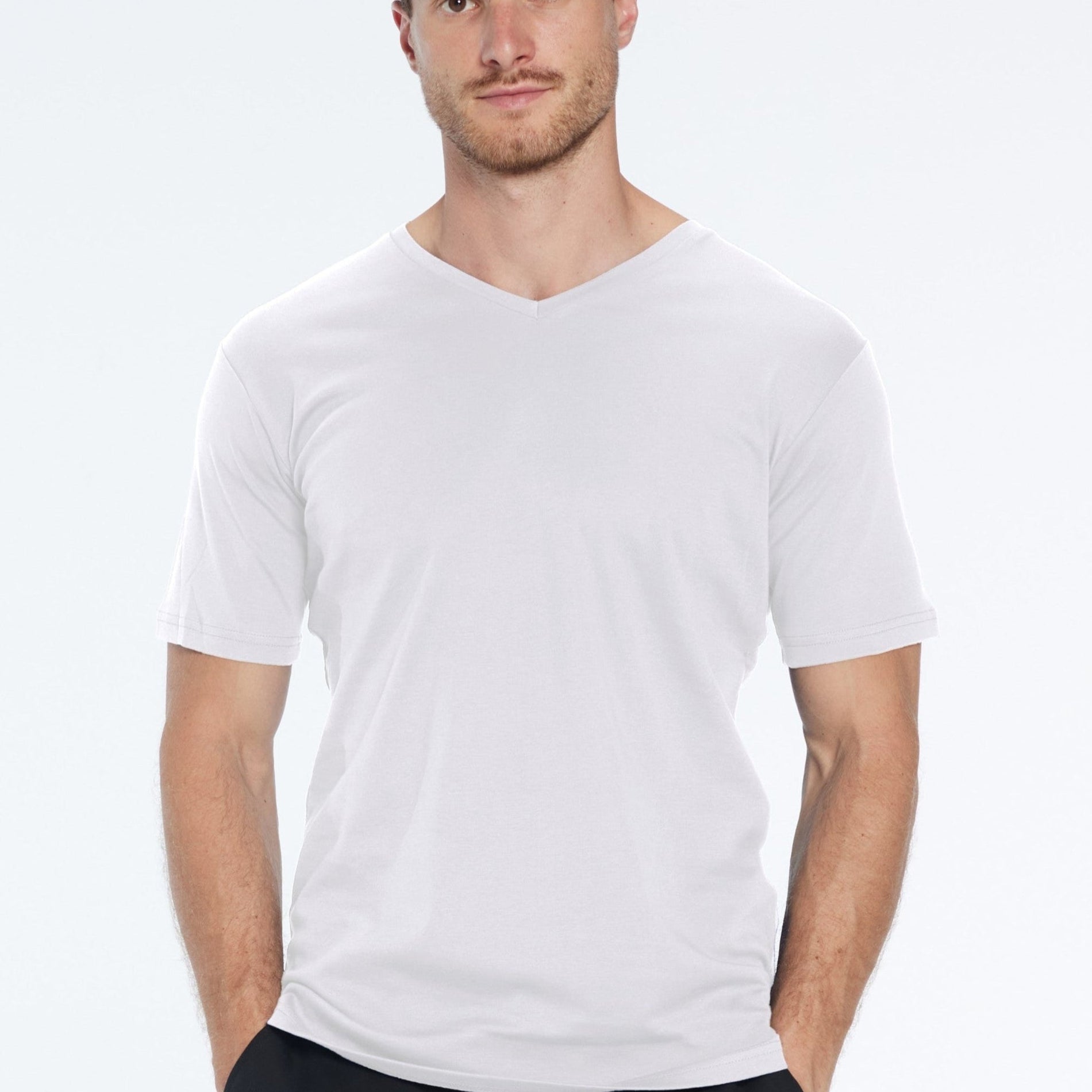 Rex White V-Neck Cotton T-Shirt | Moeva | T-Shirt | Each week unveils new pieces—luxury swimwear, fluid resort silhouettes, and elevated summer-to-evening essentials designed to carry you from coastal escapes to city nights.