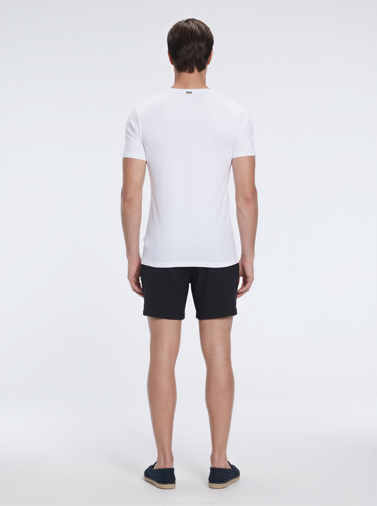 Rex White V-Neck Cotton T-Shirt | Moeva | T-Shirt | Each week unveils new pieces—luxury swimwear, fluid resort silhouettes, and elevated summer-to-evening essentials designed to carry you from coastal escapes to city nights.