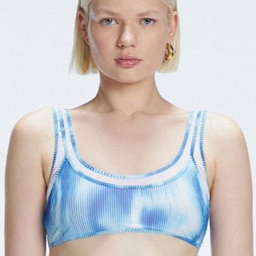 Rosalind Blue Optical Scoop Neck 3D Print Bikini Top | Moeva | Bikini Top | Each week unveils new pieces—luxury swimwear, fluid resort silhouettes, and elevated summer-to-evening essentials designed to carry you from coastal escapes to city nights.