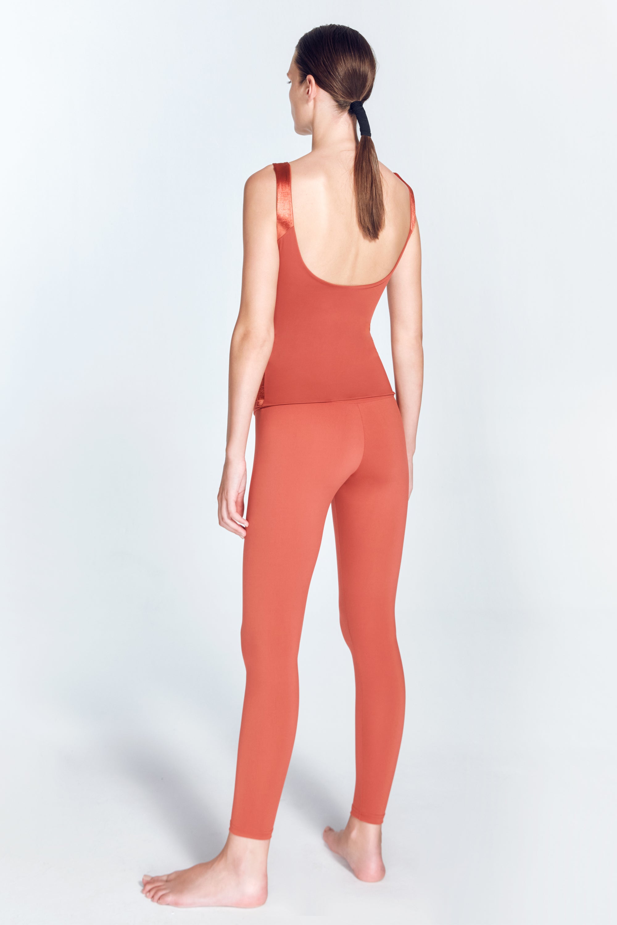 Dulce Nude Red Sport Top | Moeva | Sports Tops | Each week unveils new pieces—luxury swimwear, fluid resort silhouettes, and elevated summer-to-evening essentials designed to carry you from coastal escapes to city nights.