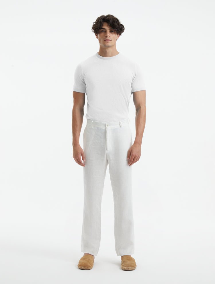 Front view of Baron White T-Shirt on model, highlighting the slim fit and breathable fabric.