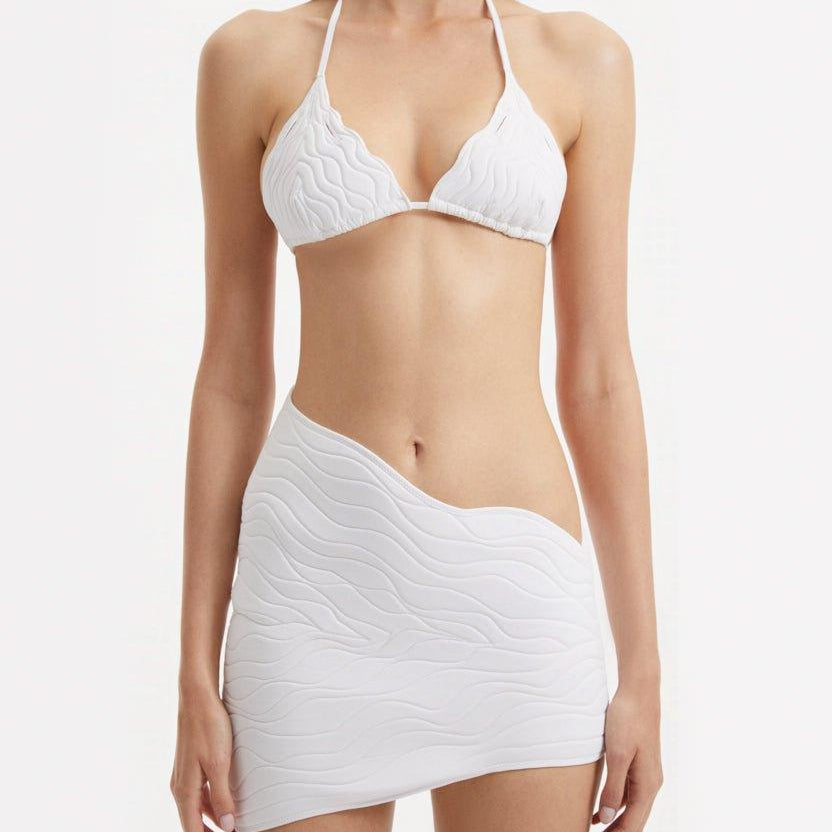 Ephram White Wave-Textured Mini Skirt Skirt | Moeva | Skirt | Each week unveils new pieces—luxury swimwear, fluid resort silhouettes, and elevated summer-to-evening essentials designed to carry you from coastal escapes to city nights.