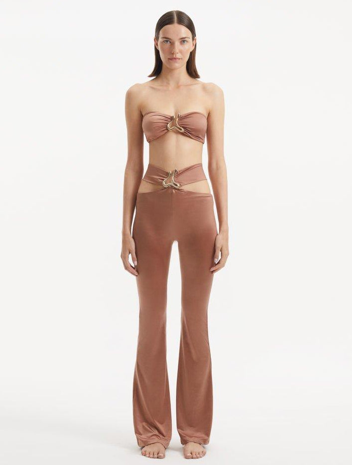 Jenna Brown Pants | Moeva | Pants | Each week unveils new pieces—luxury swimwear, fluid resort silhouettes, and elevated summer-to-evening essentials designed to carry you from coastal escapes to city nights.