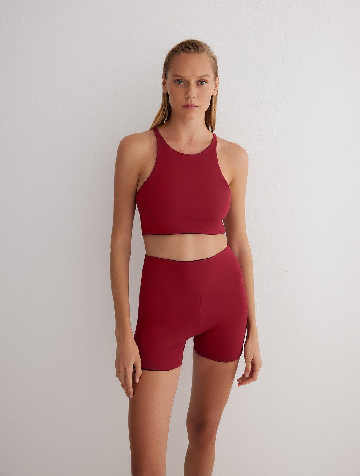 Rocco Prune/Bordeaux Reversible Shorts | Moeva | Women Beachwear Shorts | Each week unveils new pieces—luxury swimwear, fluid resort silhouettes, and elevated summer-to-evening essentials designed to carry you from coastal escapes to city nights.