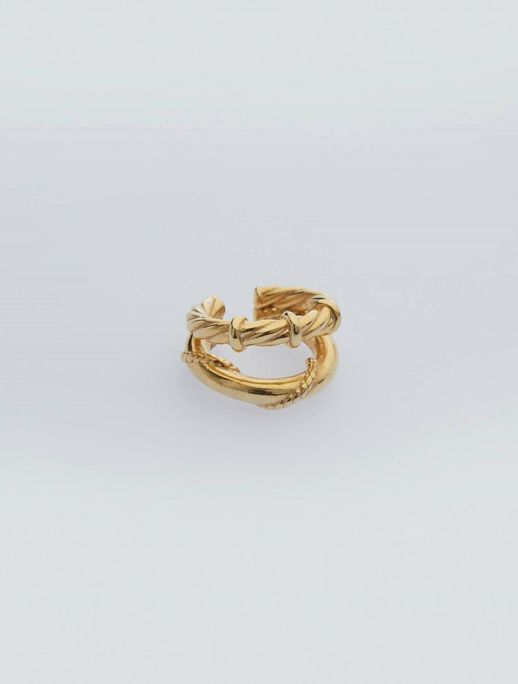 Yvette Gold Cartilage Earrings With Twin Twisted Design -Women Jewelery Moeva